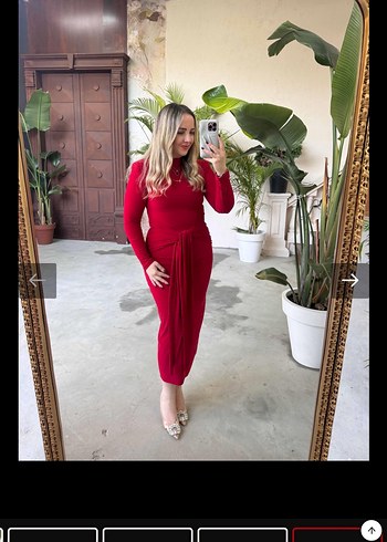 Vatkalı Parlak Kırmızı Elbise - Görsel 3