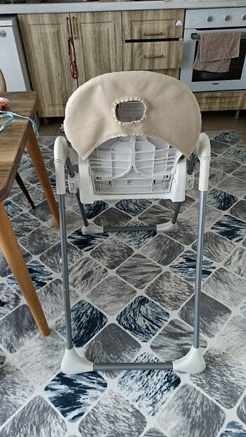 Katlanır mama sandalyesi  - Görsel 3