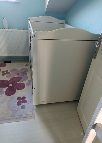 Beden beyaz Renk Beyaz Bebek Beşiği Denizci Dümeni Detaylı