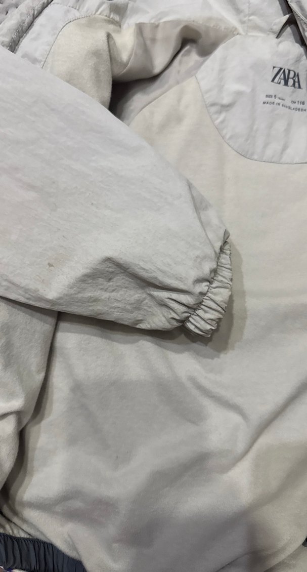 Zara Kapüşonlu Renk Bloklu Hafif Ceket — görsel 4/5