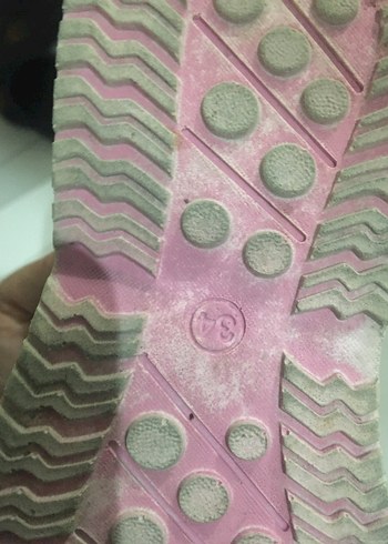 34 Beden Kız Çocuk Pembe Cırt Cırtlı Spor Ayakkabı
