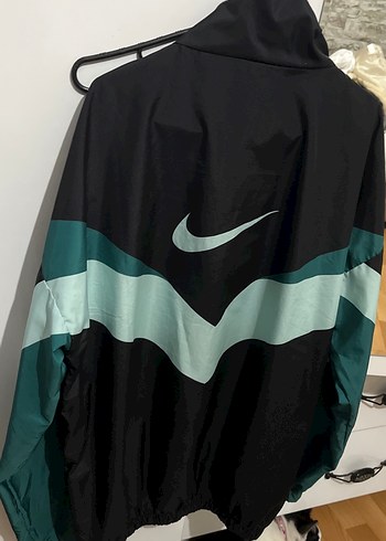 Nike Siyah Yarım Fermuarlı Yağmurluk - Görsel 2