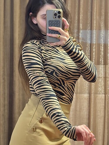 Diğer Zebra Desenli Uzun Kollu Bluz