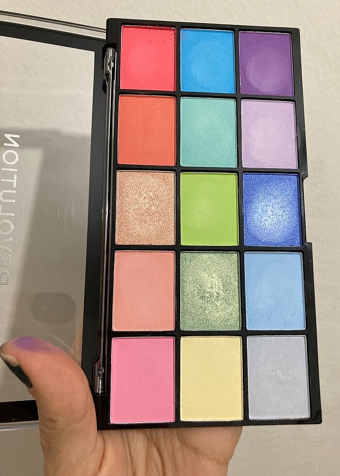 Revolution Reloaded Sugar Pie Far Paleti - Görsel 2