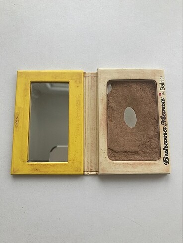 Beden The Balm Bahama Mama Bronzer