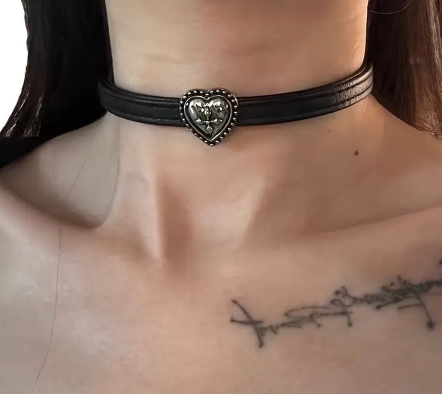 Siyah Deri Gotik choker kolye - Görsel 2