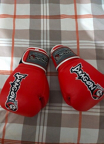 kick boks eldiveni 