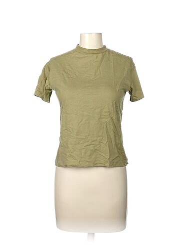 Trendyol & Milla T-shirt %70 İndirimli.