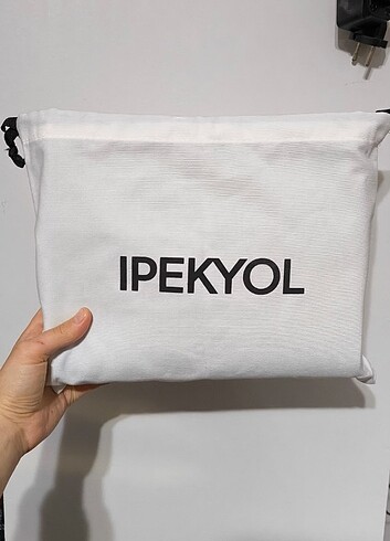  Beden İpekyol monogram clutch 