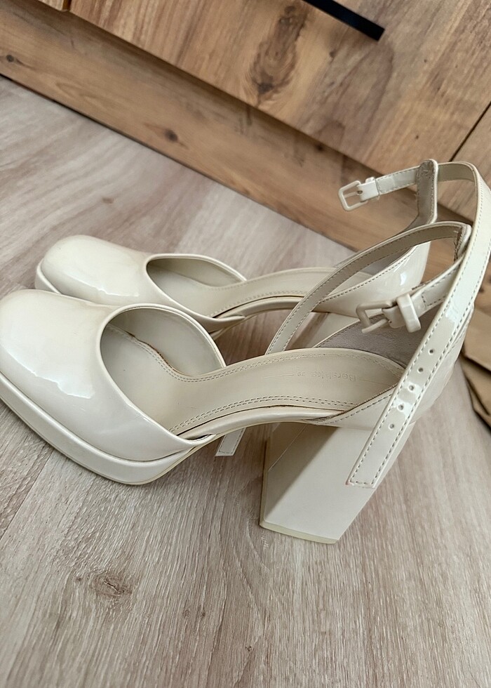 Bershka gelinlik ayakkabısı - Görsel 3