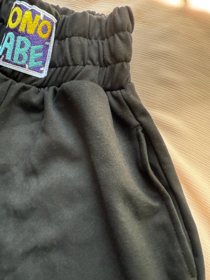 Düğmeli Siyah Hamile Midi Şort - Görsel 4