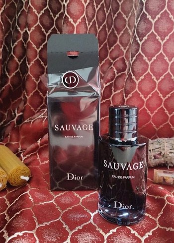 Dior Sauvage Eau de Parfum Erkek Parfümü
