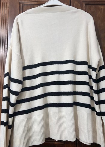 Düğmeli Beyaz Çizgili Bohem Kadın Hırka - Görsel 4