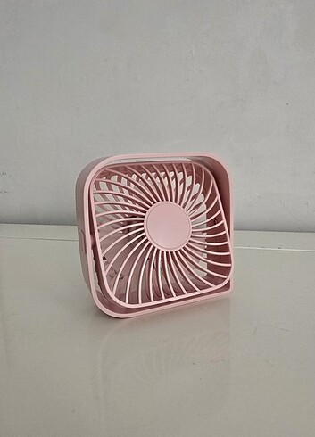 Masa üstü mini fan
