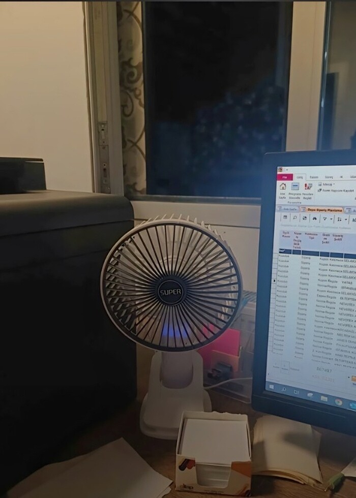 Pratik Şarjlı Klipsli Masa Fanı - Görsel 5