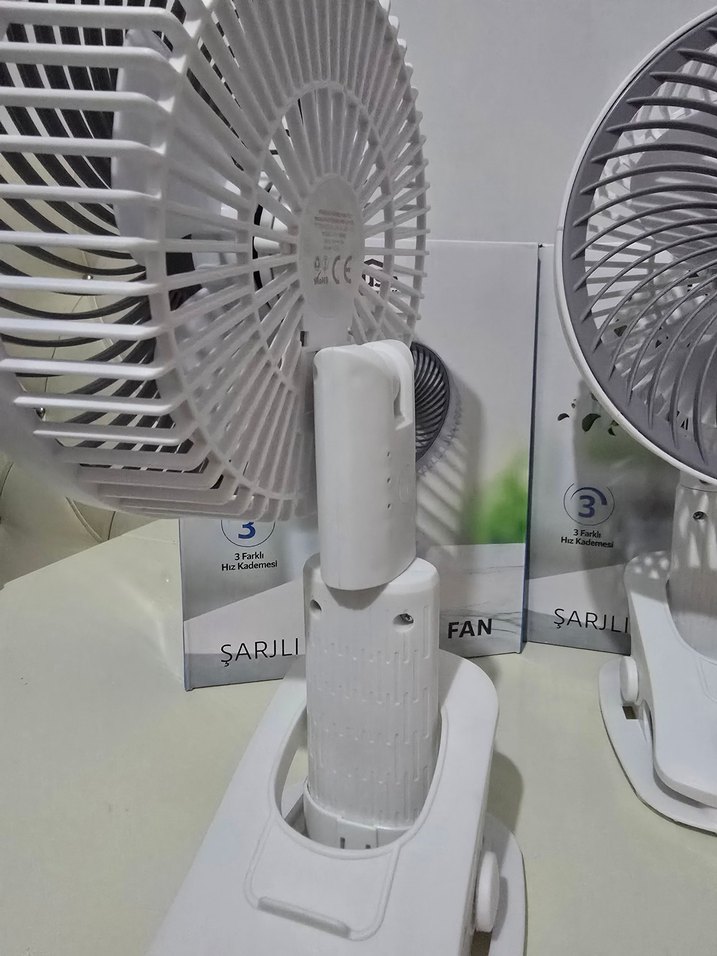Pratik Şarjlı Klipsli Masa Fanı - Görsel 5