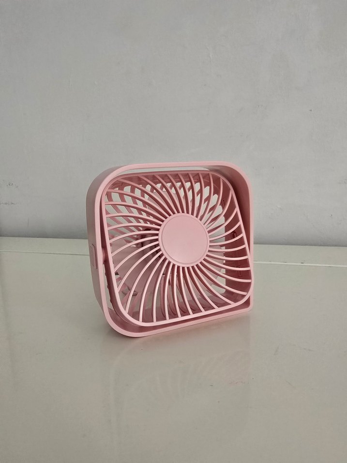 l Pembe Masaüstü Vantilatör - Görsel 2
