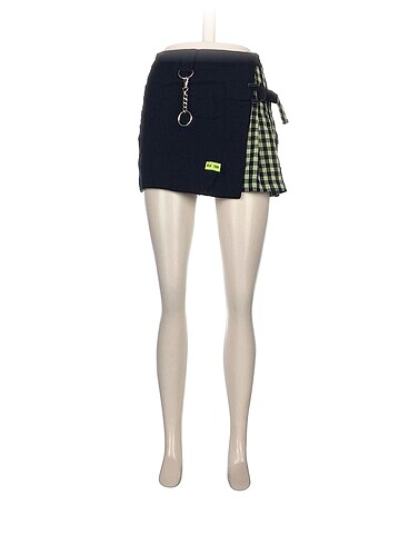 Bershka Mini Şort %70 İndirimli.