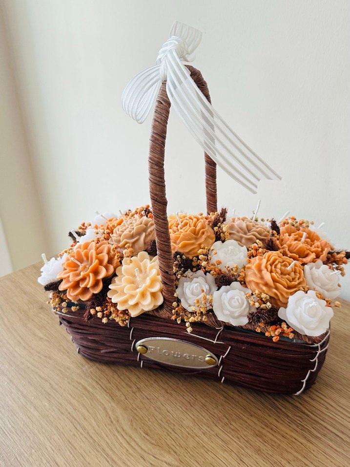 Kahverengi Çiçekli Hasır Sepet kokulu mum buketi - Görsel 5