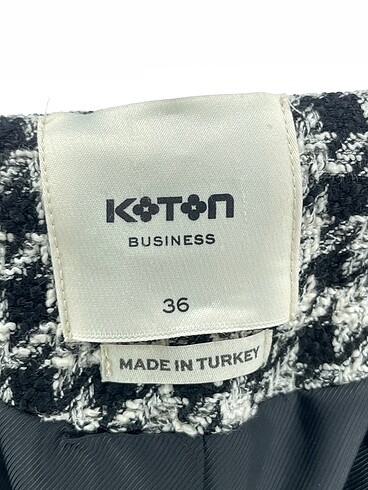36 Beden çeşitli Renk Koton Deri Ceket %70 İndirimli.