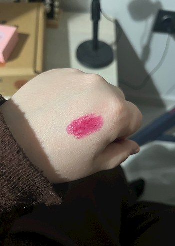 NYX Parlak Kırmızı Dudak Parlatıcısı - Görsel 2