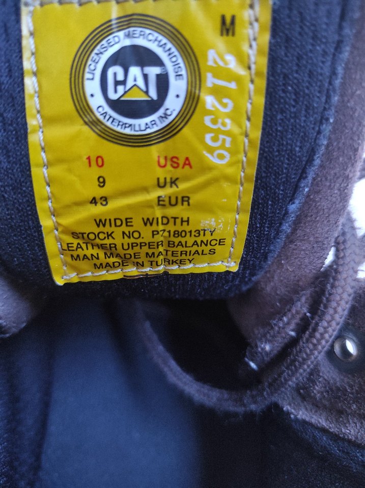 CAT erkek kahverengi bot - Görsel 3