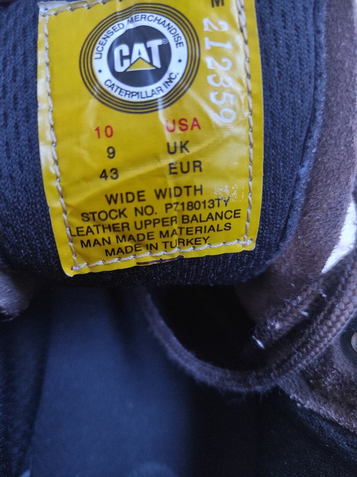 CAT erkek kahverengi bot - Görsel 4