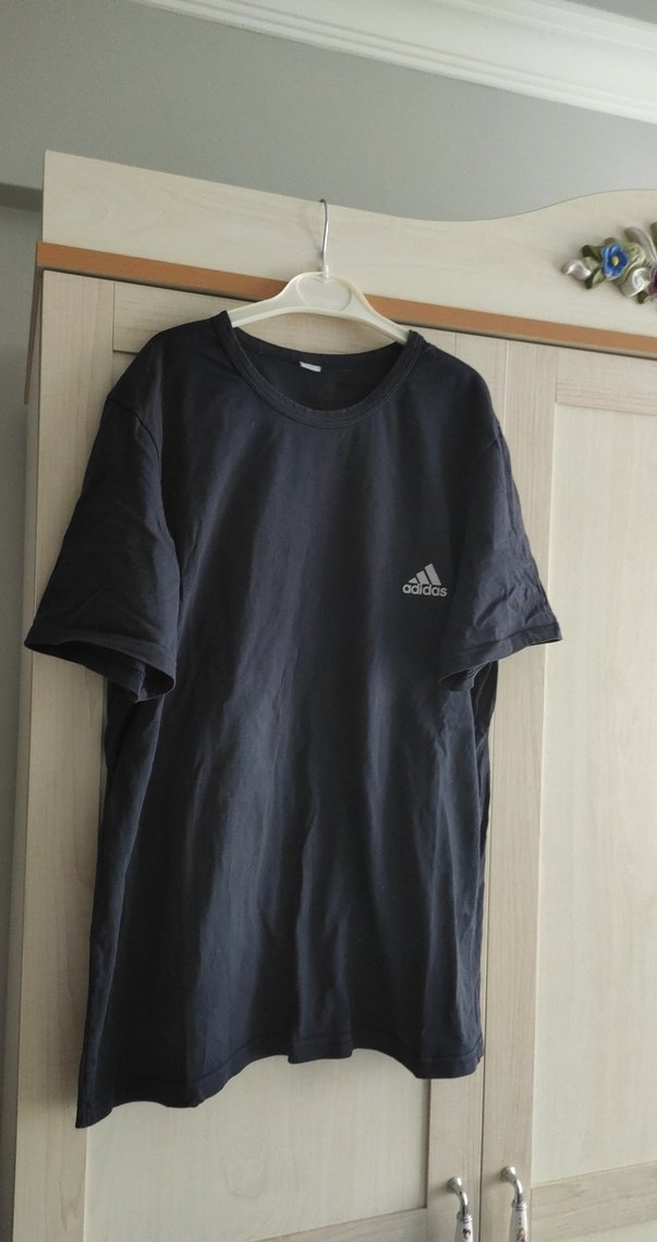 Adidas Siyah Oversize Tişört - Görsel 2