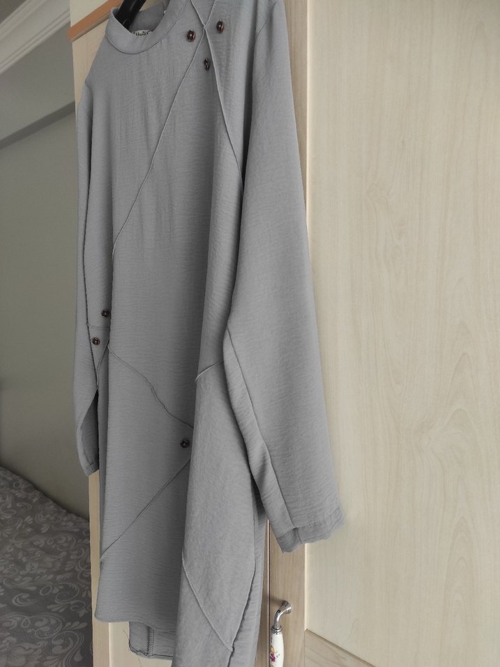 Düğmeli Uzun Kollu Gri Keten Tunik - Görsel 4