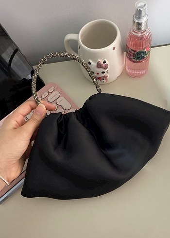 Siyah Pilili Kadın Portföy Clutch Çanta