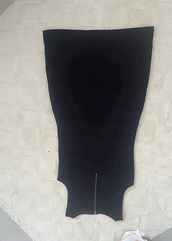 38 Beden siyah Renk Siyah V Yaka Fermuarlı Kalem Elbise
