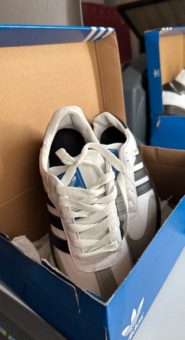 Adidas Beyaz Siyah Kadın Spor Ayakkabı - Görsel 2