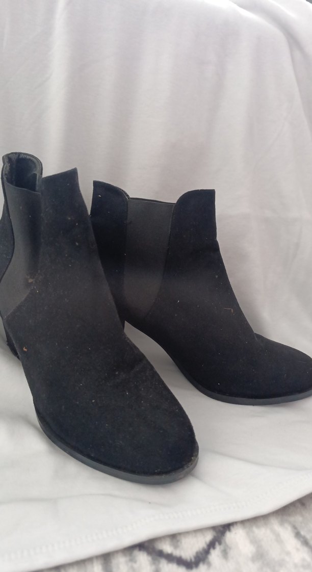 Siyah Süet Tokalı Topuklu Goth Bot - Görsel 2