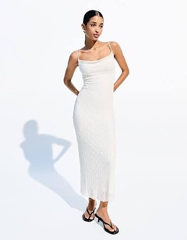 Bershka dantel elbise