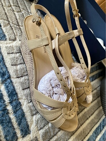 Anne Klein Anne klein dolgu topuk yazlık
