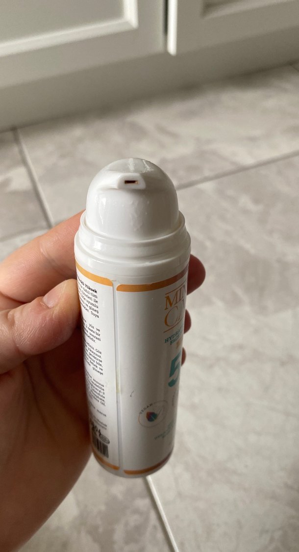 Minela Care SPF 50 Tonlu Mineral Güneş Kremi - Görsel 3