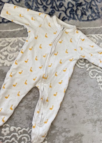 Uzun Kollu Fermuarlı Beyaz Bebek Tulumu