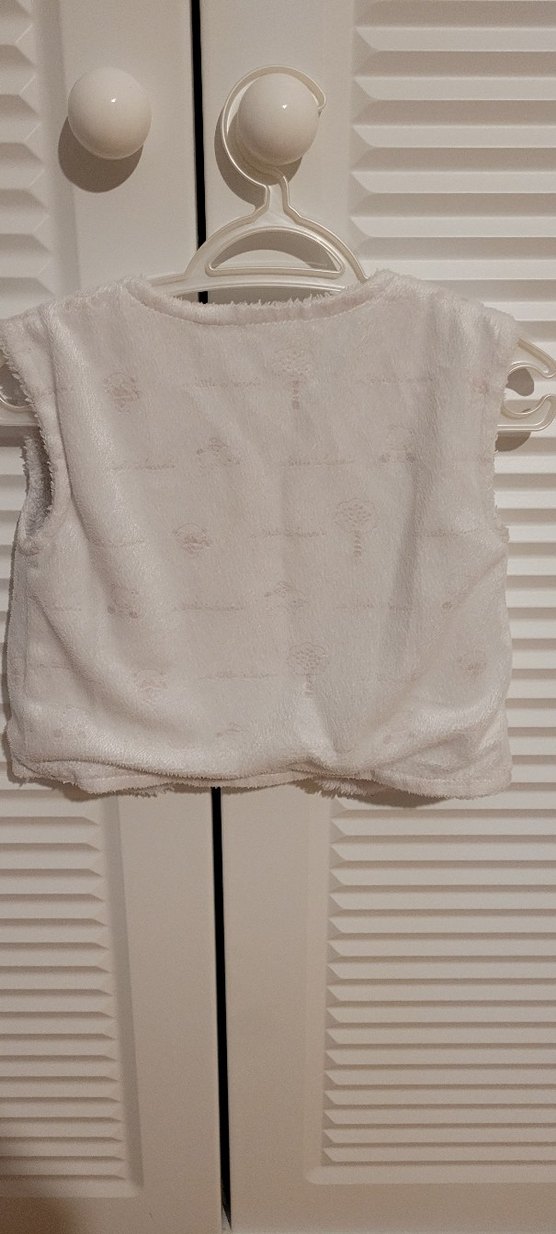 Kız Çocuk Düğmeli Beyaz Yelek - Görsel 3