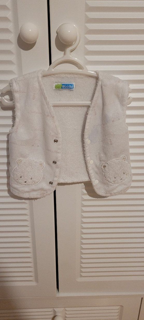 Kız Çocuk Düğmeli Beyaz Yelek - Görsel 2