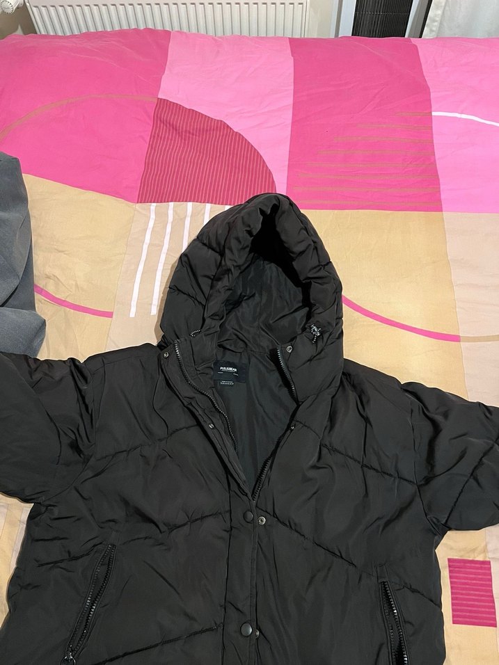 Siyah Fermuarlı Kapüşonlu Kadın Kışlık Mont - Görsel 2