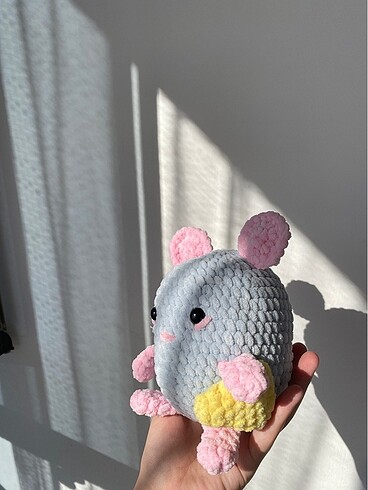  Beden Renk Amigurumi Fare
