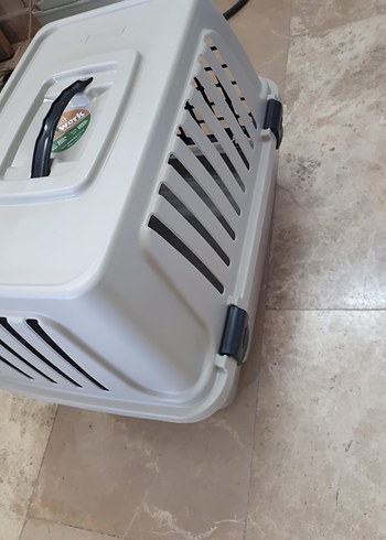 Gri Kapılı Beyaz Taşıma Kafesi - Görsel 2