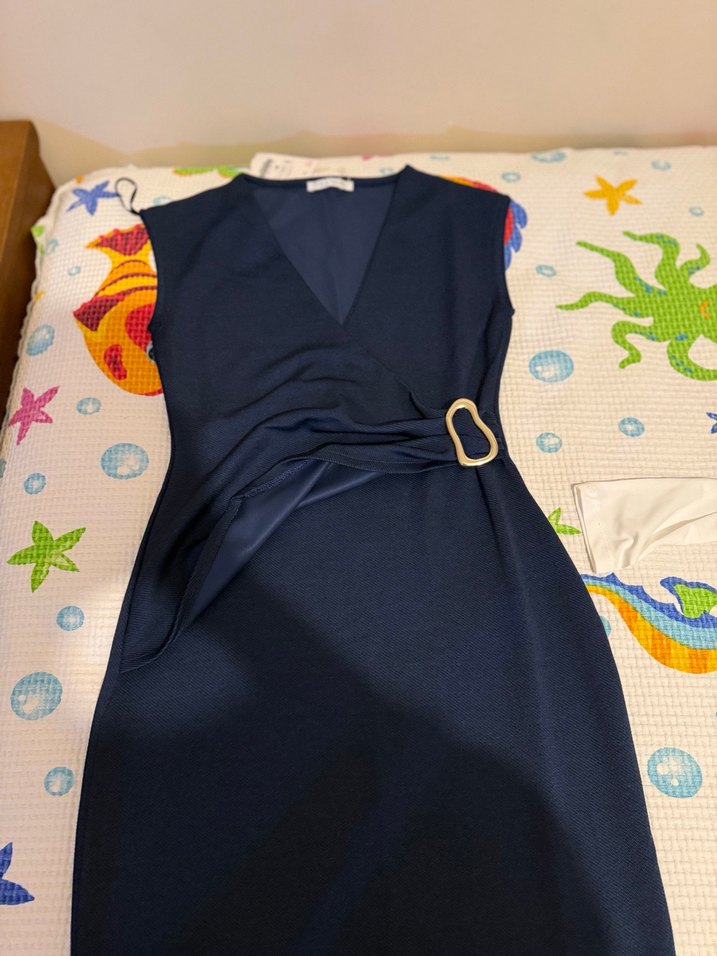 Kemer Detaylı Lacivert Uzun Elbise - Görsel 3