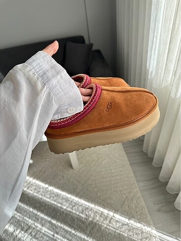Ugg bot