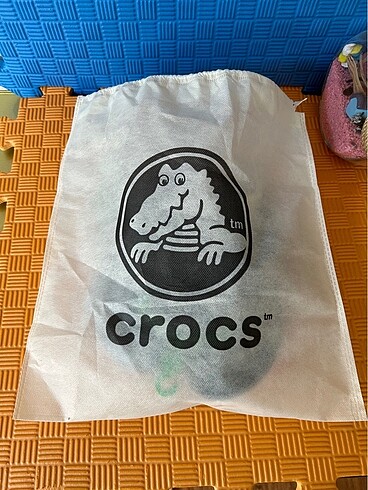 37 Beden CROCS TERLİK