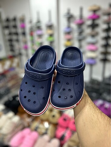 CROCS TERLİK 38 NUMARA