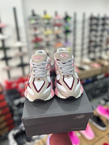 37 Beden çeşitli Renk NEW BALANCE 9060 AYAKKABI 37 NUMARA