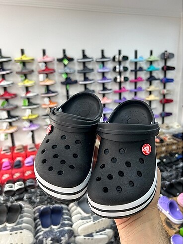 Crocs CROCS TERLİK ÇOCUK 35 NUMARA