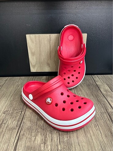 CROCS TERLİK ÇOCUK 33 NUMARA