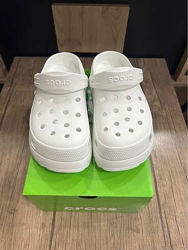 40 Beden CROCS TERLİK 40 NUMARA